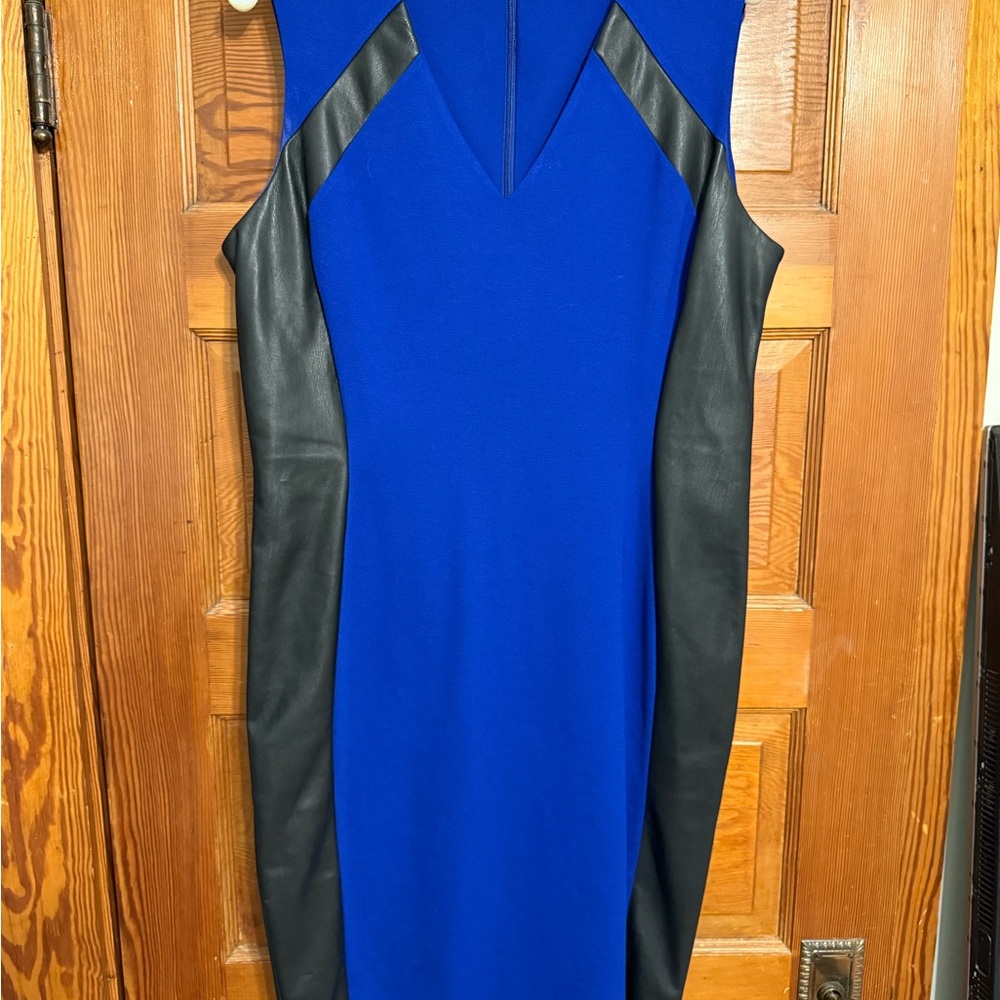 Chic Blue and Black Midi Dress